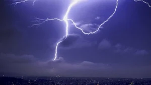 Nad regionem przejdą w czwartek burze z piorunami