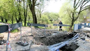 Podziemne instalacje w pobliżu ulicy Czajkowskiego./fot. Damian Krzanowski
