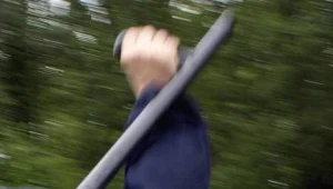 Dostał pałką, bo stawiał opór