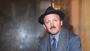 Odtwórcą jednej z głównych ról jest Artur Barciś.