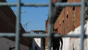 Mężczyzna spowodował wypadek po pijanemu i uciekł