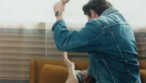 Mężczyzna brutalnie znęcał się nad żoną i dziećmi