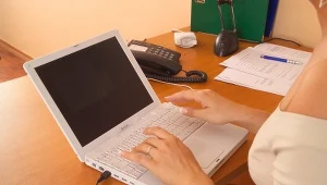 Wystarczy 1500 zł i praca magisterska gotowa