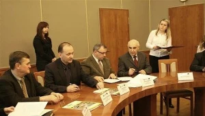 Sześciu kolejnych beneficjentów podpisało umowy