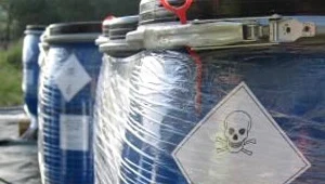 W mogilnikach przechowywane są środki ochrony roślin