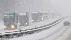 Na większości dróg w kraju panują trudne warunki