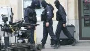 Halo, w szkole jest bomba!