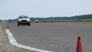 Zatrzymani za oszustwo na egzaminie na prawo jazdy