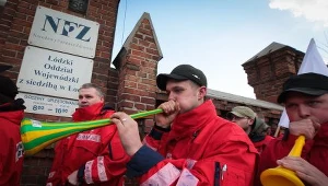 Łódź: Pikieta ratowników medycznych