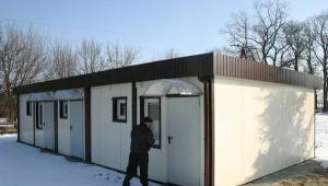 Do tego kontenera trafią niebawem rodziny, które mają wyroki eksmisji