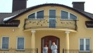 Małżeństwo ciężko pracowało,  by móc zbudować wymarzony dom