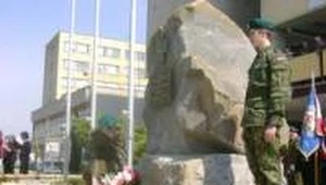 W Krośnie odsłonięto pomnik ku czci ofiar zbrodni katyńskiej