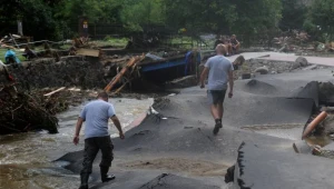 Straty na drogach będą liczone w milionach złotych