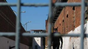 Zadali koledze ponad 60 ciosów nożem, są w areszcie