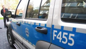 Policja zatrzymała przeładowanego busa