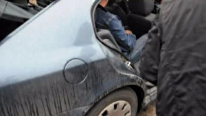 51 - latek był  kompletnie zaskoczony, gdy do akcji wkroczyli policjanci