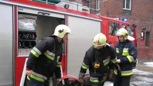 Pożar domu w Zgierzu, nie żyje jedna osoba
