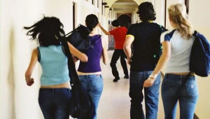 Łódź: Urzędnicy chcą likwidować, rodzice nie