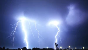 Synoptycy ostrzegają przed kolejnymi burzami i silnym wiatrem