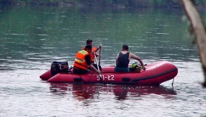 Ojciec i syn zaginęli wczoraj na Jeziorze Bobięcińskim