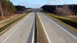 Absurdalna sytuacja panuje na oodcinku autostrady A2 Nowy Tomyśl - Świecko/fot. Stefan Królikowski