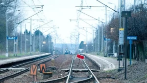Maszynista zatrzymał pociąg,odmówił dalszej jazdy i żądał przybycia komisji/fot.Grzegorz Michałowski