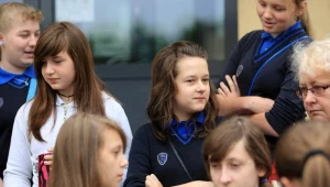 Dzieci idą na powtórny egzamin szóstoklasisty/fot. Lech Muszyński