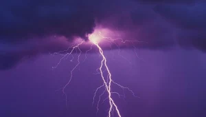 Te województwa ucierpiały najbardziej. Tragiczny bilans burz