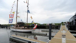 Zbudowana z funduszy Unii Europejskiej przystań wodna w Błotniku /fot. Piotr Pędziszewski