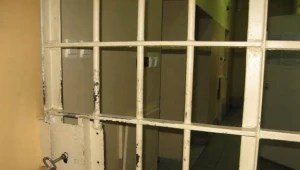 Sąd uchylił areszt wobec niepełnosprawnej, która obraziła urzędnika