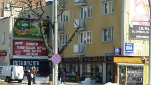 Straż miejska wypowiada walkę ogłoszeniom, które szpecą miasto