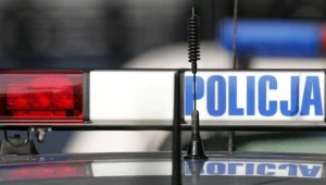 Funkcjonariusze odkryli w domu zwłoki małżonków z ranami zadanymi nożem, fot. Adam Ciereszko