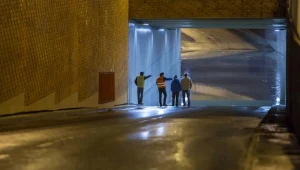 Zalany tunel drogowy pod placem Dominikańskim we Wrocławiu, fot. A. Koźmiński