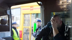 Motorniczy tramwaju w radiowozie policyjnym, fot. Grzegorz Michałowski