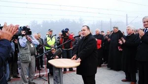 Dworzec we Włoszczowie otwierał wicepremier Gosiewski