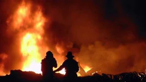 Trzech strażaków rannych w pożarze