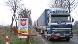 Znów gigantyczne kolejki tirów na granicy z Ukrainą