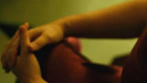 Zauważyła klepsydry z datą własnego pogrzebu