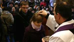 Posypywanie głowy popiołem 