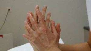 Nikola prosi o pomoc