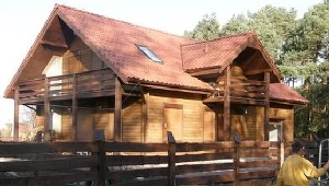 Coraz więcej ludzi "buduje się" na wsi.