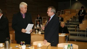 Kadencja na półmetku