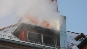 Opole: Pożar mieszkania na poddaszu