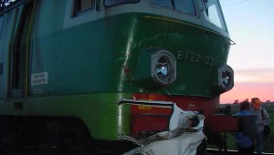 Podlaskie: Pociąg uderzył w ciężarówkę