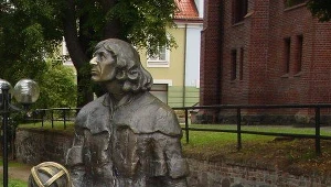 Rzeźba Kopernika - jedna z atrakcji Olsztyna.