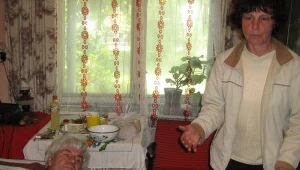 Sąsiad nie ma nawet za co recept wykupić - żali się pani Krystyna