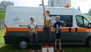 Zwycięzcy na podium.
