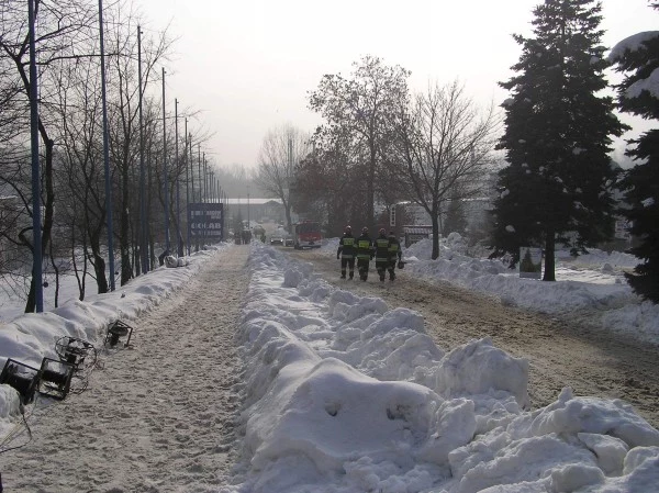 Byliśmy w Katowicach kilkanaście godzin po katastrofie hali targowej/ fot. INTERIA.PL Byliśmy w Katowicach kilkanaście godzin po katastrofie hali targowej/ fot. INTERIA.PL