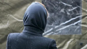 Kobieta była bita i więziona w jednym z mieszkań przy ul. Piastowskiej w Legnicy