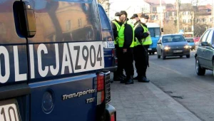 52-latka straciła panowanie nad pojazdem i wjechała w przystanek